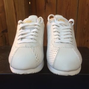 W Nike Cortez Classic SE PRM